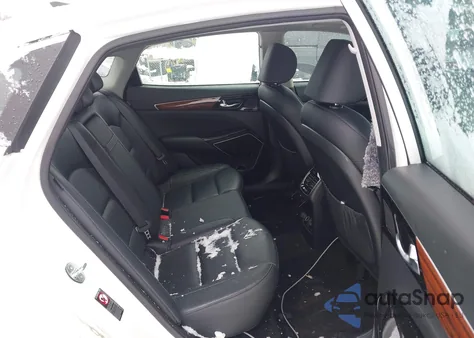 2017 Kia Cadenza Premium z USA, uszkodzony, nr VIN KNALC4J11H5036584